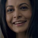 Koel Mallick Instagram - ক্রমশই ঘনীভূত হয়ে উঠছে রহস্যের মেঘ। মিতিন কি পারবে এই রহস্যের জাল ভেদ করতে? আসছে #MitinMashi April 28th-এ, #WorldDigitalPremiere. @yourkoel @arindamsil @pathakvinay @subhrajit_dutta13 @riyabanik22 @bickramghoshofficial & @camelliafilms #Addatimes #AddaEkhonJomjomat #Addatimes2023 #Adda