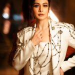 Koel Mallick Instagram - SPARKLE !!!!!!🌟⭐️💫⚡️✨ #sundayvibes #love #happiness #peace #life #koelকথা 💝