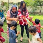 Koel Mallick Instagram - Spreading love & laughter….Holi haiiiii !!!!!!💕💕💕💕💕 #happyholi #colours #vibrant #love #life #koelকথা