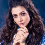 Koel Mallick Instagram - Weekend vibes !!!!😎🤟 💙 #sundayvibes #love #happiness #powerofpositivity #bliss #life #koelকথা