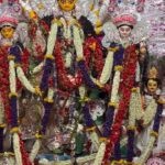 Koel Mallick Instagram - মহা সপ্তমীর শুভেচ্ছা 🙏 #pujo2022 #pujovibes #durgapujo #prayers #blessings #happiness #koelকথা Bhawanipore Mallick Bari