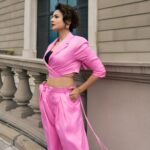 Koel Mallick Instagram - & its a pink loooove!!!!! 💕💕💕💕 #happiness #love #positivevibes #life #sundayfunday #koelকথা