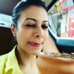 Koel Mallick Instagram - Rubbing off my milk moustache my Sunday gets sunnier with a phataphati lassi with a thick layer of malaiiiii which I invariably ask them to double up🤩💃😋😙😜 #sunday #sundayfunday #happiness #koelকথা