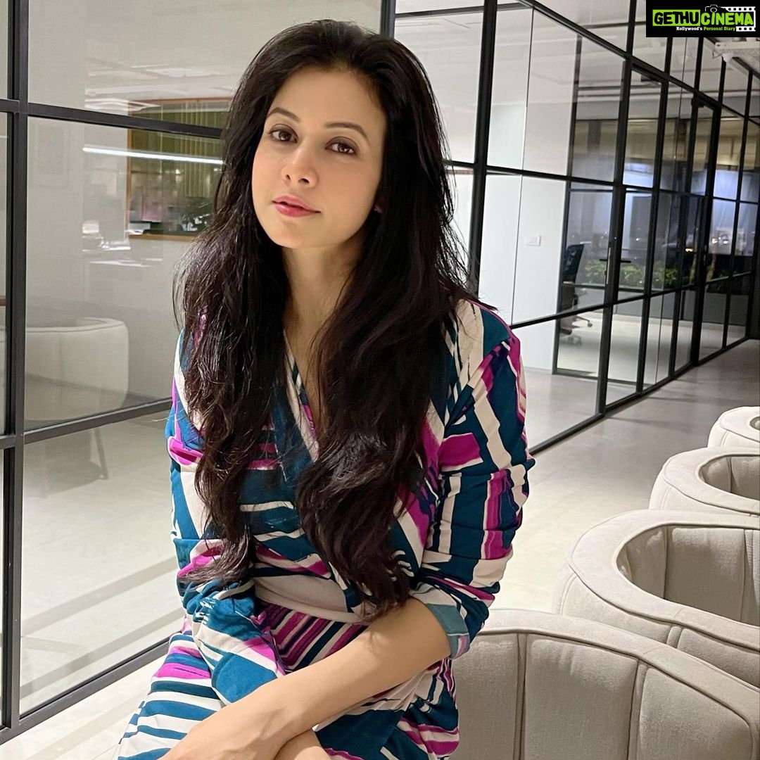 Koel Mallick Instagram - ๐ค๐๐๐ offfff we go ooohhh Lala!!! ๐๐๐๐ #positivevibes #love #gratitude #happiness #instapic #koelเฆเฆฅเฆพ