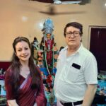 Koel Mallick Instagram - অন্নপূর্ণা পুজোর শুভেচ্ছা সবাইকে! #puja #family #koelকথা Bhawanipore Mallick Bari