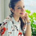 Koel Mallick Instagram - Looking at the world , straight in the eye! 😍💕🥰💕 #happysunday #positivevibes #love #sunshine #only #koelকথা