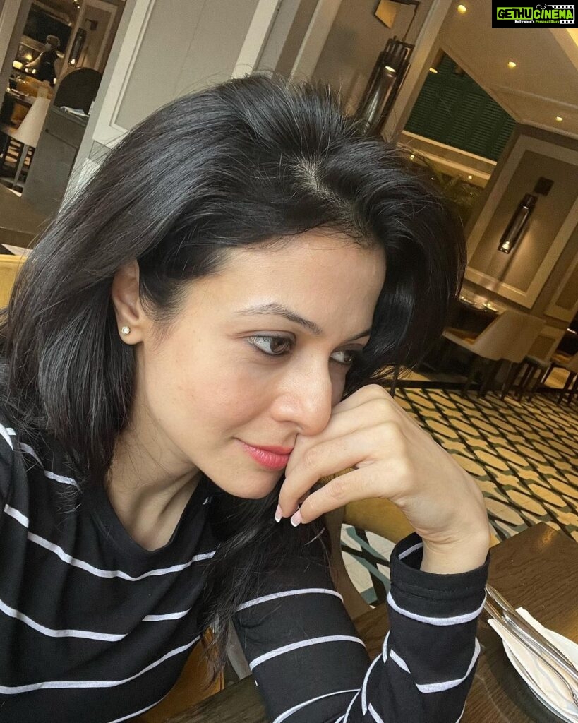Koel Mallick Instagram - Hello 👋 !!!! Isn’t there so much in just a word! 😍💕 #happiness #love #positivevibes #sunshine #nofilterneeded #koelকথা