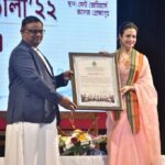 Koel Mallick Instagram - মহান ভাষাদিবসে সেন্ট জেভিয়ার্স আয়োজিত "দশভূজা বাঙালি"র মতো অনন্য সম্মান পেয়ে আমি অভিভূত এবং কৃতজ্ঞ। 🙏