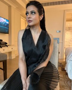Koel Mallick Instagram - 🖤💕 #love #positivevibes #happiness #nofilterneeded #koelকথা