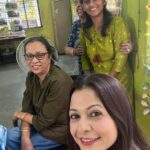 Koel Mallick Instagram - Its been a very special day, celebrating Bhaiphota with my specially abled brothers of Marudyan shelter… Wishing everyone absolute well-being….love happiness & peace 😇 @iswarsankalpango #bhaifota #love #bonding #blessing