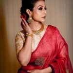 Koel Mallick Instagram - Mitin Mashi made this pujo more special for me…😊 Let Mitin make yours too!!!…😊🤗 Catch Jongole Mitin Mashi at theatres near you!👍 #jongolemitinmashi #pujo2023 #thispuja #ecology #cinema #love #happiness