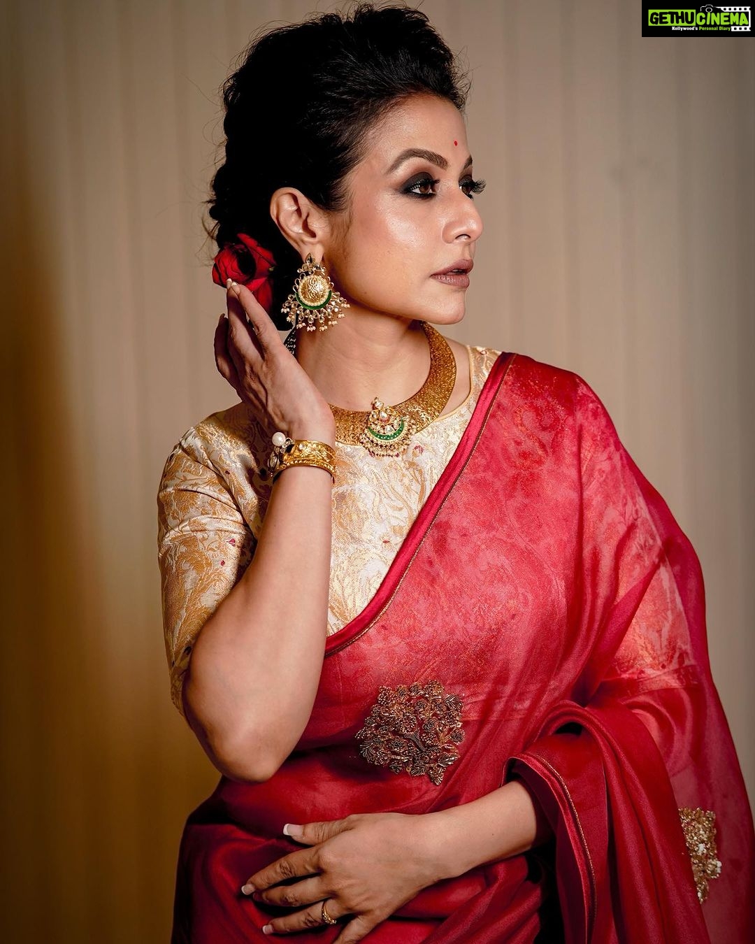 Koel Mallick Instagram - Mitin Mashi made this pujo more special for meβ¦π Let Mitin make yours too!!!β¦ππ€ Catch Jongole Mitin Mashi at theatres near you!π #jongolemitinmashi #pujo2023 #thispuja #ecology #cinema #love #happiness