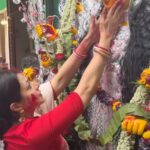 Koel Mallick Instagram - শুভ বিজয়া। 🙏 #madurga🙏 #blessings #love #happiness #life Bhawanipore Mallick Bari