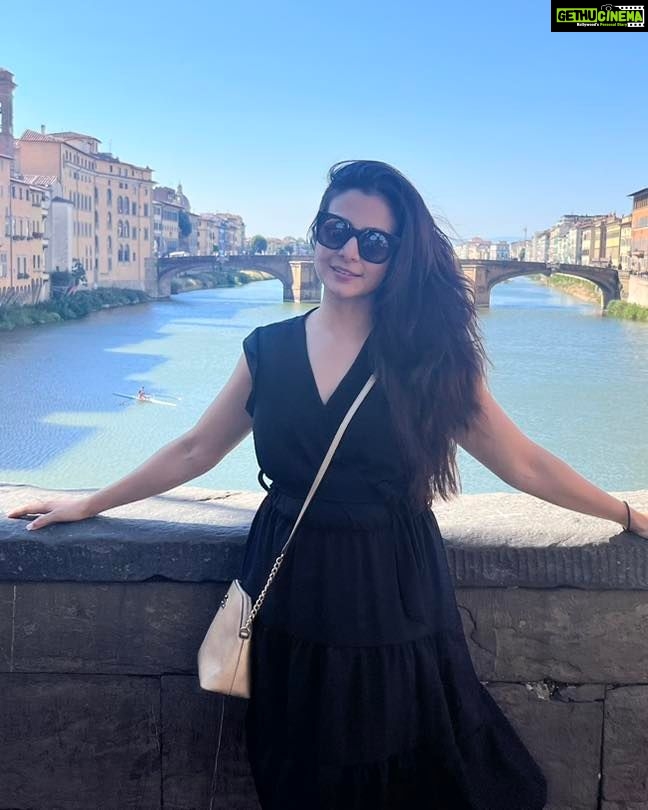 Koel Mallick Instagram - ❤️ #europetrip2023 #Florence #Italy #traveldiaries #love #life