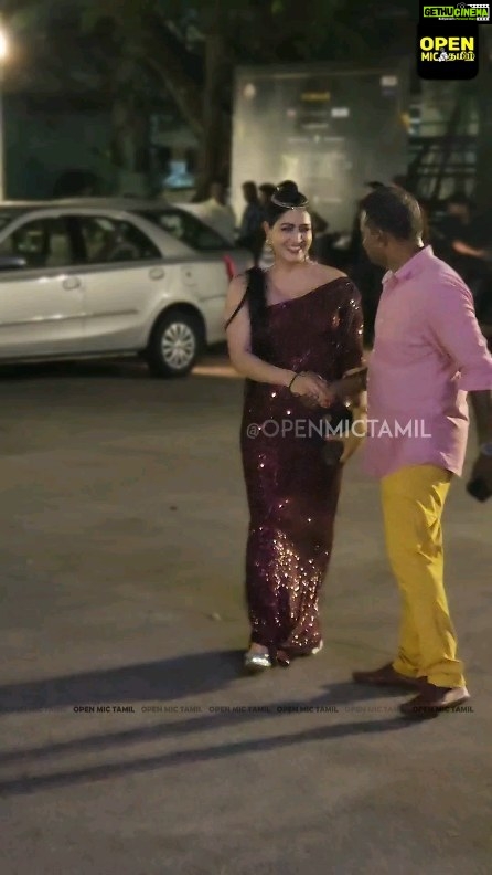Komal Sharma Instagram - Pretty 😍 @actresskomalsharma cute arrival #komalsharma #openmictamilreels #OpenMicTamil