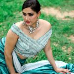 Komal Sharma Instagram - Amalgamating high spirits with stunning presence brings up the ethereal beauty Pro - @a._john_pro Captured by- @sureshsuguphotography #komalsharma #actress #shoot #bollywoodactress #saree