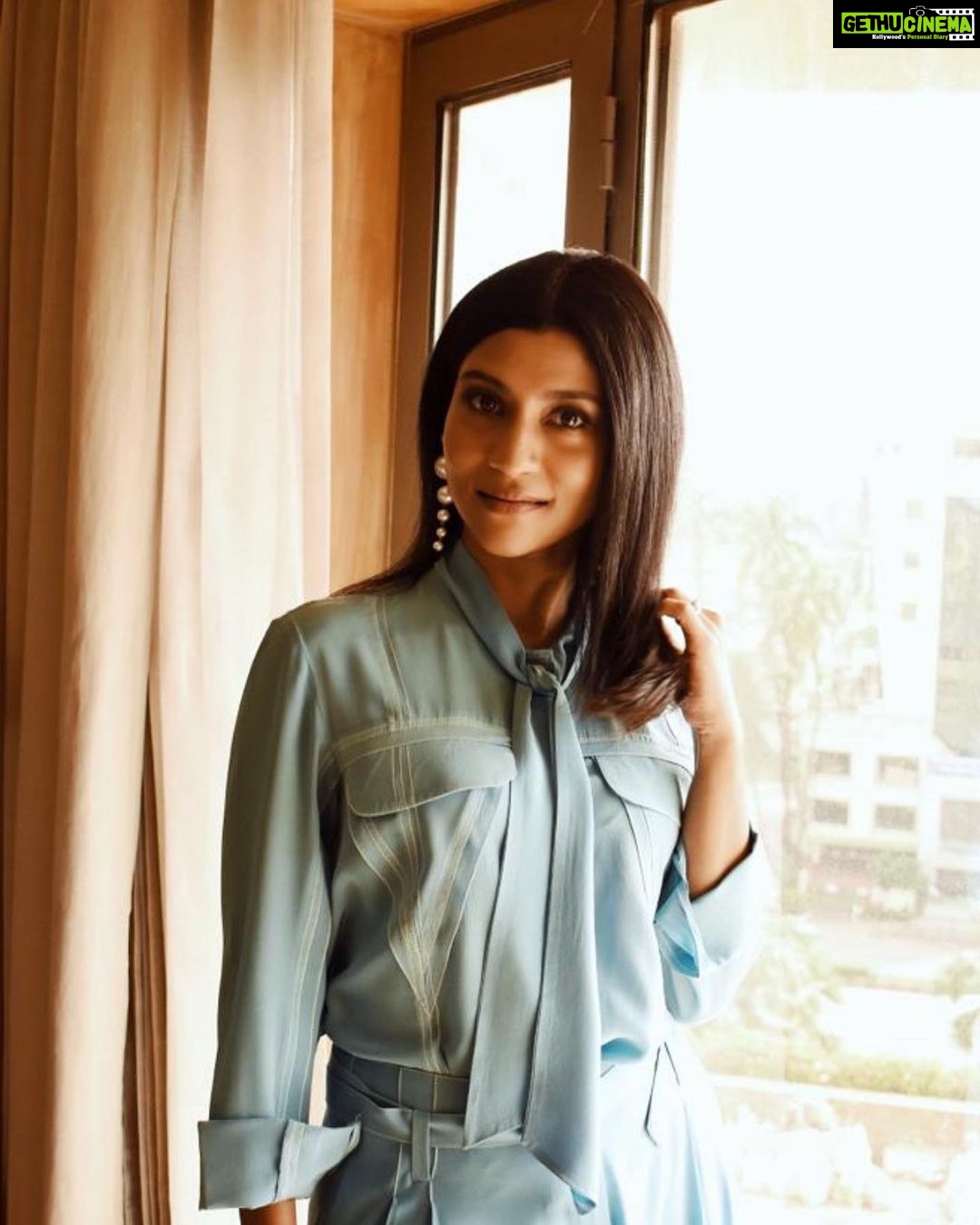 Konkona Sen Sharma Instagram - Mumbai Diaries Season 2 is here! And according to @shreyadhan13 it’s bigger, better and wetter :) Have you watched it yet? Outfit: @lovebirds.studio Jewellery: @goldenwindow @ascend.rohank Rings: @minerali_store Styled by @damini_styles Team: @niddhii_jain Hair: @nimishahshah210 Makeup: @seldon_makeup Photographer: @pehelaggarwal
