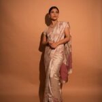 Konkona Sen Sharma Instagram - At the @mumbaifilmfestival opening night with favourite people @tillotamashome and @amrutasubhash wearing another favourite @anavila_m HMU: @nimishashah210 @tenzinseldon_____ Photos: @rishabhkphotography