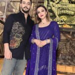 Koushani Mukherjee Instagram – Nobomir Kichu Muhurto With Family♥️♥️