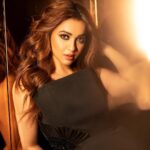 Koushani Mukherjee Instagram – Setting Ur Attention Right 

MUA @sahababusona 
Hair @ginni_love21 
Styling @stylebysumit 
@tanideas 
Photography @abhinaskarphotography 
Location @jwkolkata
Outfit @shiprakarnaniofficial 
Jewellery @aurumdesigns