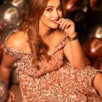Koushani Mukherjee Instagram – It’s Officially my Bday !!!!!!
Turning A Year Wiser & Hotter😉

PC @tales_by_suvyn