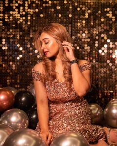 Koushani Mukherjee Instagram - It’s Officially my Bday !!!!!!
Turning A Year Wiser & Hotter😉

PC @tales_by_suvyn