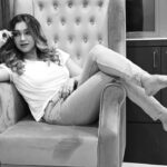 Koushani Mukherjee Instagram – Different Moods Same Me 🖤🤍

Candids Captured by @sandipg383
