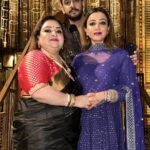 Koushani Mukherjee Instagram – Nobomir Kichu Muhurto With Family♥️♥️