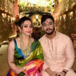 Koushani Mukherjee Instagram – Pujo 2k23❤️

#durgapuja #metadurgapujasquad #family #familygoals #moment