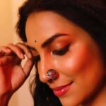 Kranti Redkar Instagram - Sorayaa Jewels gleefully announces collection ✨ *A Small Treasure: Nathani* ✨a timeless source of Elegance and Grandauer paired with our everlasting Beauty Kranti Redkar Wankhede. Comprising of Six Pieces of Magnificence: 1. Gul 2. Niharika 3. Hridika 4. Ruhi 5. Naira 6. Medhini that are Meticulously Designed in 22k Silver (916) with High quality coloured stones in precision that are sweat and tarnish proof incarnated with values that are carried on for Ages and Beauty that it holds is Eternal. The Meenakari designs on Niharika, Hridika and Ruhi have set the new standards of traditions ✨💫🧿 Shop from Sorayaa, where versatility lies in every piece of jewellery your own and adorn💎 📸 : @vilas__000 Styling : @saileerajpurenagane Nathani : @sorayaajewels_ Hair : @reshmachaugule2511