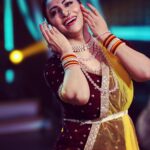 Kranti Redkar Instagram - Some more … Styling by @saileerajpurenagane Costume by @nakshi.anjali Jweller by @sorayaajewels_ Hair by @nilu_j.h , @nilamjadhav1086 clik by @hdmomentz.in Make-up : @khanolkar.r Costume Assistant : @manepriyanka85