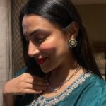 Kranti Redkar Instagram - Shubha Dhanatrayodashi ❤️ Earrings by @sorayaajewels_