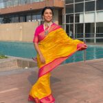 Kranti Redkar Instagram – ये लक्ष्मी ,ये सरस्वती 
यही दुर्गा का अवतार है 
ये अनुसूया, यही सावित्री 
यही काली रूप का वैभव है 
नारी शक्ति को प्रणाम 
दुर्गा  माँ को वंदन 

Saree: @kapsepaithaniofficial 

Stylist : @saileerajpurenagane 

Blouse : @veushalee_fashion_studio

Jewellery : @sorayaajewels_

Hair : @reshmachaugule2511

Photography :  @vilas__000