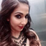 Krishika Lulla Instagram – Striking a pose 🧿❤️🧿❤️ 

There is so much that is out of your control. Getting comfortable with this lack of control is liberating… 

#krishikalulla  #posé
