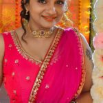 Krishna Praba Instagram – So beautiful 🎶 so elegant 😍 Just looking like a Wow🥰🥰🥰🥰😉😉😉😉😉

Chumma oru trend🙈

👗 @sajawat_designerhub_bridalshop 
  @styling_by_js 

#trend #trendingreels #celebrity #wow #beautiful #stylist #design