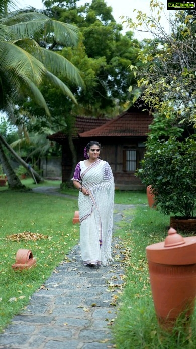 Krishna Praba Instagram - Super excited to present to our Onam 2023 collection based on the legendary ‘Vadamalli’ 💜 Our designs for this festive season are inspired by the unmatched vibrance and arresting colors of the beloved Vadamalli. 💜 With mordern touches infused in to our traditional wear seamlessly,we have a unique yet classy range ready for you… Hope you enjoy wearing them as much as we did making them for you Styling💄 @styling_by_js Frame @krishnapraba_momentzz @l4lavendermedia 🥻@sajawat_designerhub_bridalshop Behind BSNL office, Kolothum paadam Road, Peringhave, Thrissur Contact: 8281212859 . . .#onam #onamcelebration #onamphotoshoot #onam2023 #traditional #modern #fusion #contemporary #saree #instafashion #onamspecial #instagood #designerstore #designer #thrissur #trending #trend #girlsfashion #cutegirls #designerboutique #partywear #pose #weddingwear #woman #styling #actress #tradition #festival #setusaree