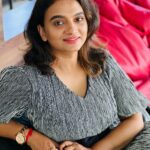 Krishna Praba Instagram – Excuse me..Smile plzzzz 🖤🐼
.
.
📸 @hafizmohammedx 
  @l4lavendermedia 

#smile #therapy #healthy #happiness #life #lifestyle #lifecoach Kochi, India