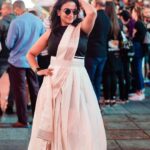 Krishna Praba Instagram – Craziness overload in #timesquare 
@jithujob_ 
.
.
.
#dancereels #reelsvideo #reels #celebrity #fun #america #newyork Time Square