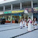 Krishna Praba Instagram - Hotel #aryaaspurevegetarianrestaurant Kolenchery, Inauguration #foodie #veg #vegetarian #aryaas #pure #food Kolenchery, India