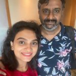 Krishna Praba Instagram - The Man behind the ultimate entertainer #leomovie ..such a mass visual treat..#leo 🤩 #manojparamahamsa sir @manojinfilm #camera 🤩🤩🤩🔥🔥🔥🔥 #camera #treat #thalapathy #vijay #lokeshkanagaraj #mass #visual #treat #entertainer #entertainment