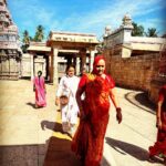 Krishna Praba Instagram - A walk through the culture,astounding architecture #sriranganathaswamytemple . . #pilgrim #workship #admire #culture #travel #happiness #bliss Srirangam Sri Ranganathaswamy Kovil