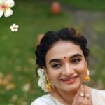 Krishna Praba Instagram - Wishing you a very happy Onam in advance ! Inframe: @krishnapraba_momentzz Costume: @mayoorikha_kochi Production : @l4lavendermedia New showroom opening on 23rd August at MG Road Ernakulam. ജില്ലയിലെ ഏറ്റവും വലിയ ഹോൾസെയിൽ ജ്വല്ലറി ഷോറൂം ഇനി MG Road-ൽ. . For more details, please contact @ + 91 8589826366 or visit our showrooms. . . #onam #happyonam #festival #onam2023 #openingsoon #nakshatramgroad #nakshatragoldanddiamonds #nakshatraaluva #wholesalejewellery #weddingjewellery #WeddingCollection #weddingoffers #nakshatraperumbavoor #wholesalegold #നക്ഷത്ര #wholesalegold #wholesaleprice #lowestprice #diamondjewellery #specialoffer #jewellery #onlinepurchase #onlinegoldseller #onlinegoldpurchasing #nakshatrathoppumpady MG Road Kochi