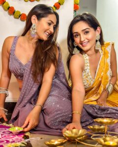Kritika Sharma Instagram - Sparkly Diwali 🪔✨ 
Outfit @neerusindia 
Styled @nehaadhvikmahajan 

#diwali #diwali2023 #saree #purplesaree #celebration