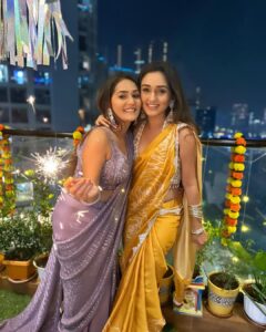 Kritika Sharma Instagram - Diwali Celebrations ✨ love light and laughter from us to you! Happy Diwali 🪔 

#diwali #diwali2023