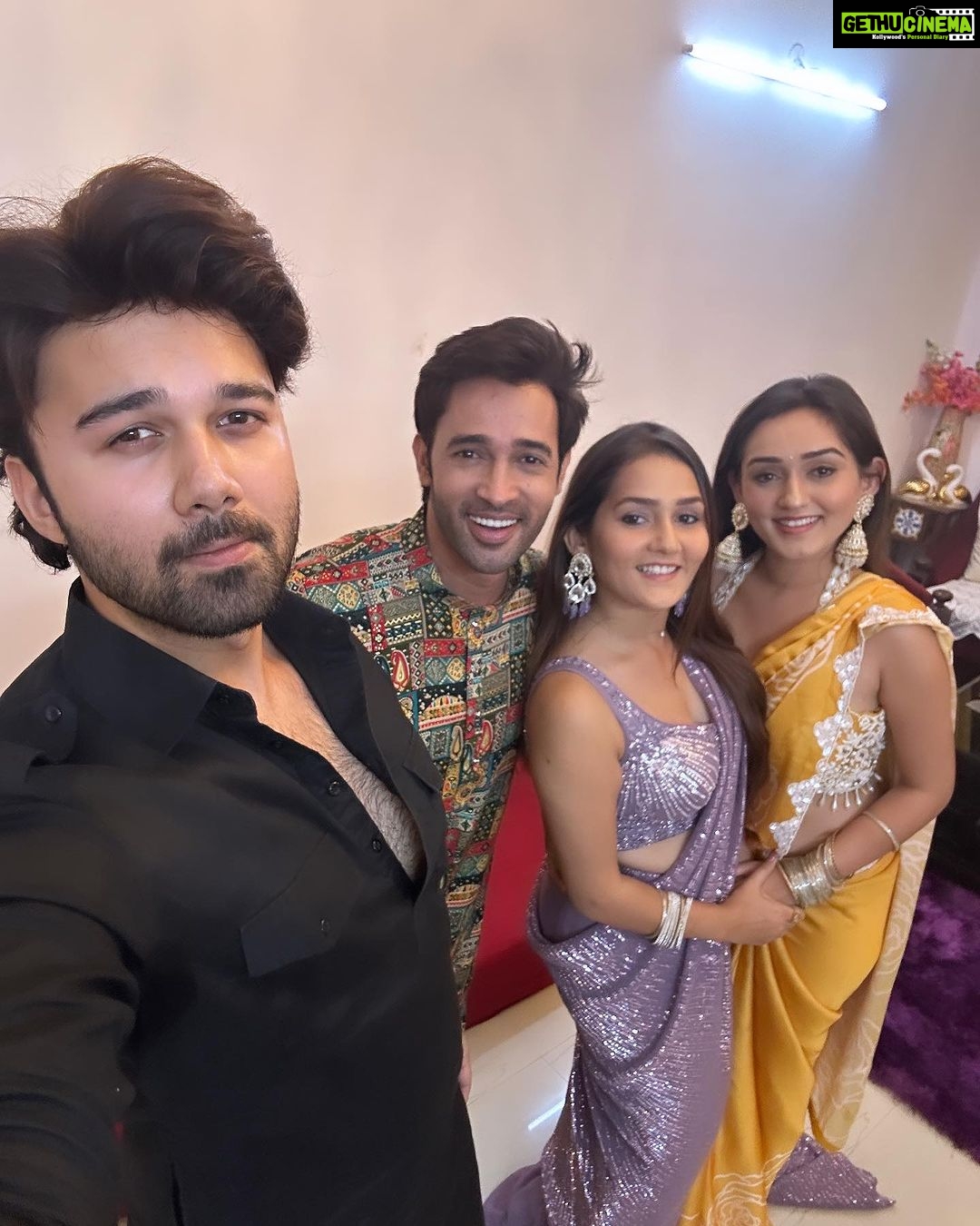 Kritika Sharma - 37.6K Likes - Diwali Celebrations ✨ love light and laughter from us to you! Happy Diwali 🪔
#diwali #diwali2023