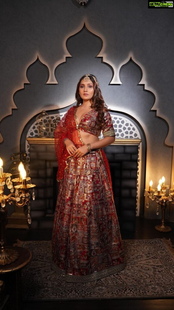 Kritika Sharma Instagram - Mera ishq bhi Tu Mera pyaar bhi Tu ! Outfit @the_adhya_designer MUA @hetals_brides Studio @s3.mumbai Styled by @style.gramm_ #beauty #indianbride #traditional #red #lengha