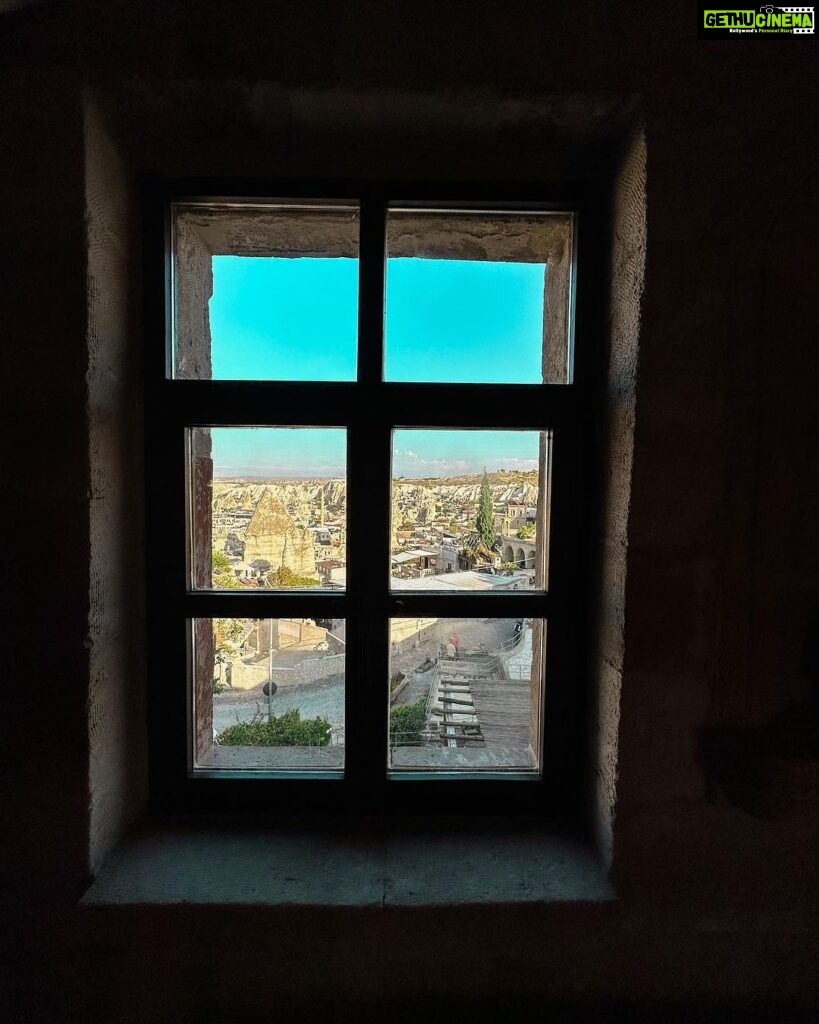 Kritika Sharma Instagram - 📍 @sultan_cave_suites ❤️ One of the best cave hotels in cappadocia with amazing view ! Loved my stay here! #highlyrecommended #travel #cavehotels #cappadocia #2023 Sultan Cave Suites