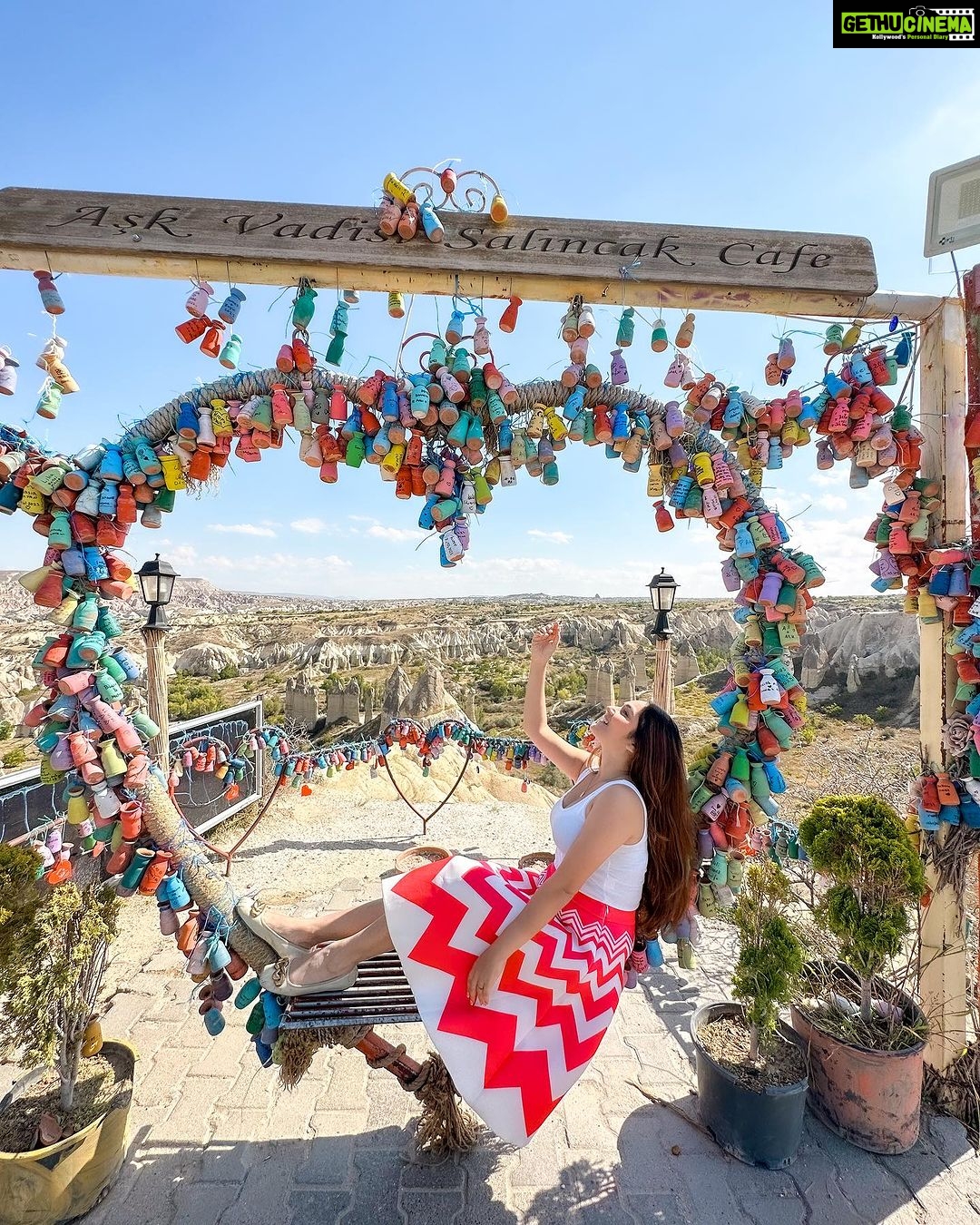 Kritika Sharma Instagram - Places to see in cappadocia! We stayed there for 3days and we did both green and red tour which is south and north cappadocia! Also the highlight - cave hotel and hot air balloon ride! 1. Pasha Valley 2. Love valley 3. Fairy Chimneys 4 Pasha Valley 5. Kings valley 6 hot air balloon ride 7 underground city tour 8 and 9 . Monastery 10. Pigeon valley If you have any questions please drop@a comment below ! #travel #turkey #cappadocia #tourists #tours Cappadocia/Turkey