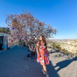 Kritika Sharma Instagram – Places to see in cappadocia! We stayed there for 3days and we did both green and red tour which is south and north cappadocia! Also the highlight – cave hotel and hot air balloon ride! 
1. Pasha Valley 
2. Love valley 
3. Fairy Chimneys 
4  Pasha Valley 
5. Kings valley 
6 hot air balloon ride 
7 underground city tour 
8 and 9 . Monastery
10. Pigeon valley 

If you have any questions please drop@a comment below ! 
 

#travel #turkey #cappadocia #tourists #tours Cappadocia/Turkey