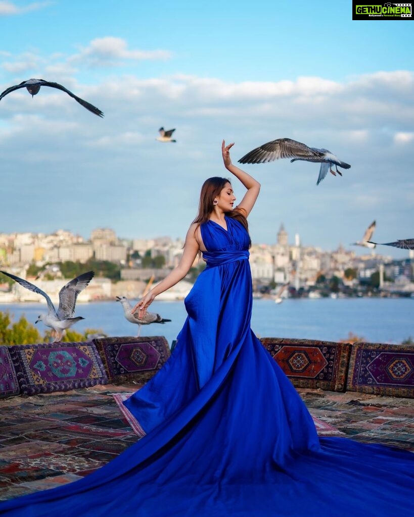 Kritika Sharma Instagram - Khaabon Ke Prinday! Shot @teras.istanbul #istanbul #turkey #bluegown #photoshoot #birds #travel Istanbul, Turkey